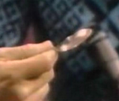 Как согнуть ложку взглядом: разоблачен знаменитый трюк телепата Ури Геллера