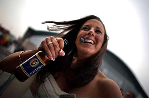 Дамы распоясались на королевских скачках