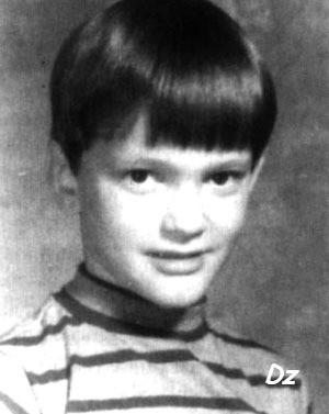 Редкие фотографии юных знаменитостей. часть 11