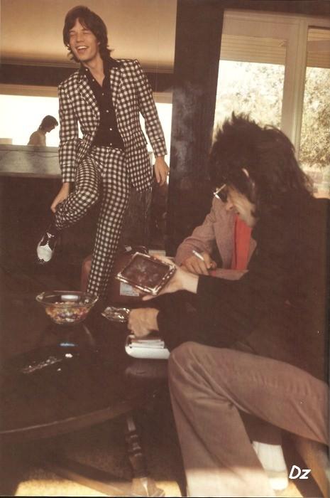 Редкие фотографии юных знаменитостей. часть 11