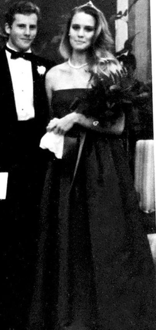 Фотографии знаменитостей с выпускного бала