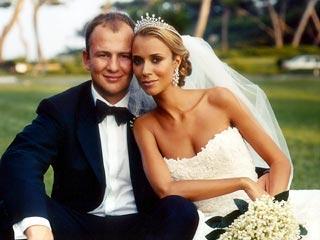 Российский миллиардер загорает с женой