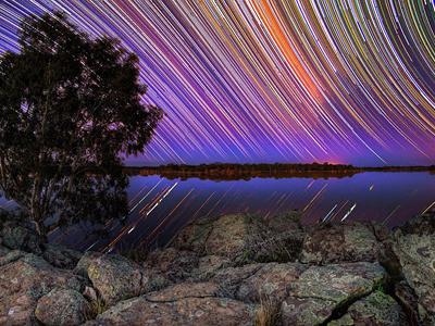 Австралийский фотограф запечатлел вращение Вселенной