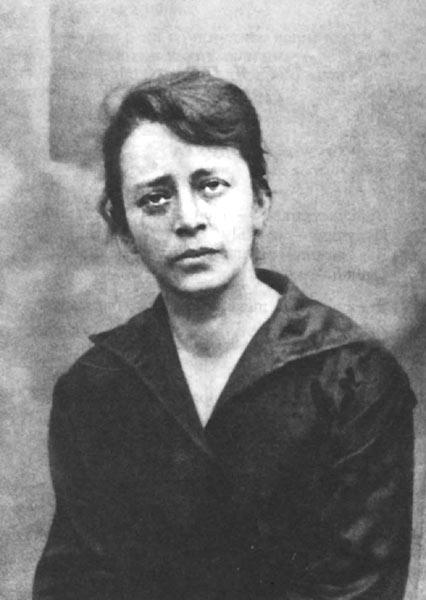 Шведские семьи, попойки и оргии: как прожигали жизнь поэты начала XX века