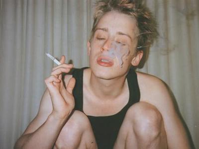 15 голливудских звезд, избавившихся от зависимостей