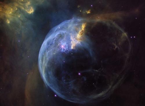 Лучшие снимки телескопа Хаббл за последнее время