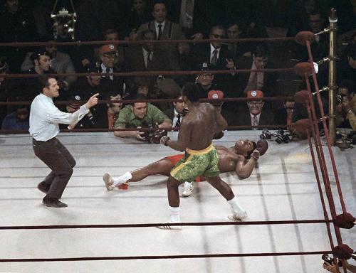 Памяти Мохаммеда Али — величайшего боксера в истории