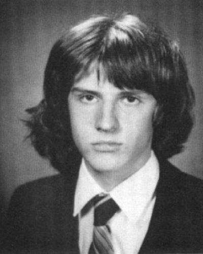 Как выглядили рок-звезды в молодости