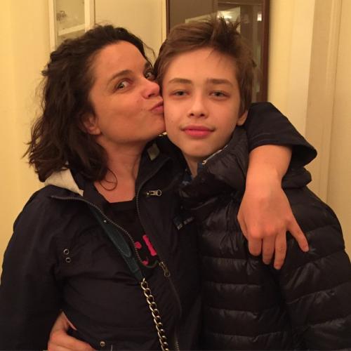 "Почти американцы": дочки и сыновья наших звезд за границей