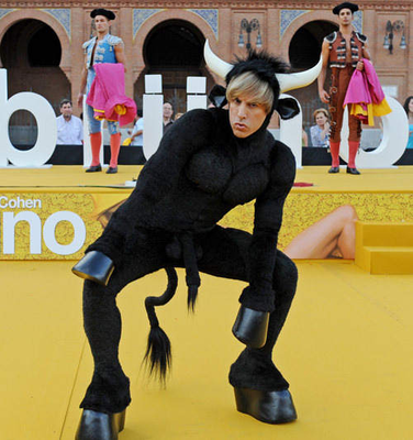 Заработались: звезды, появившиеся на публике без юбки и штанов