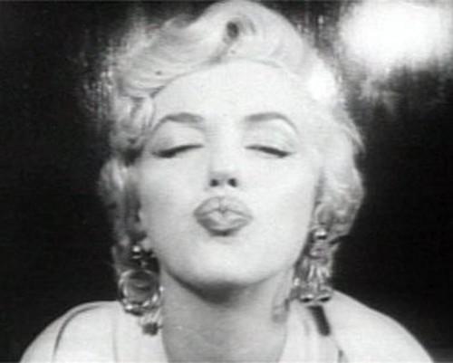 Такая милая  Мэрилин: новые неизвестные фото секс-легенды
