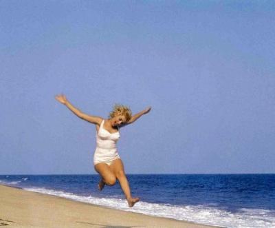 Такая милая  Мэрилин: новые неизвестные фото секс-легенды