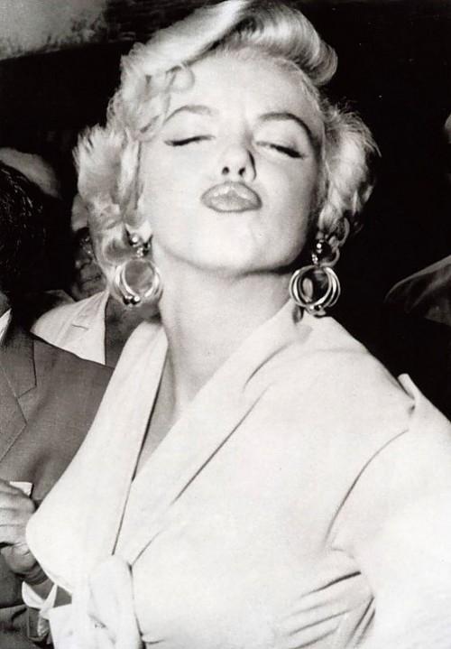 Такая милая  Мэрилин: новые неизвестные фото секс-легенды