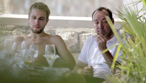 Актера Кевина Спейси уличили в "голубых играх"