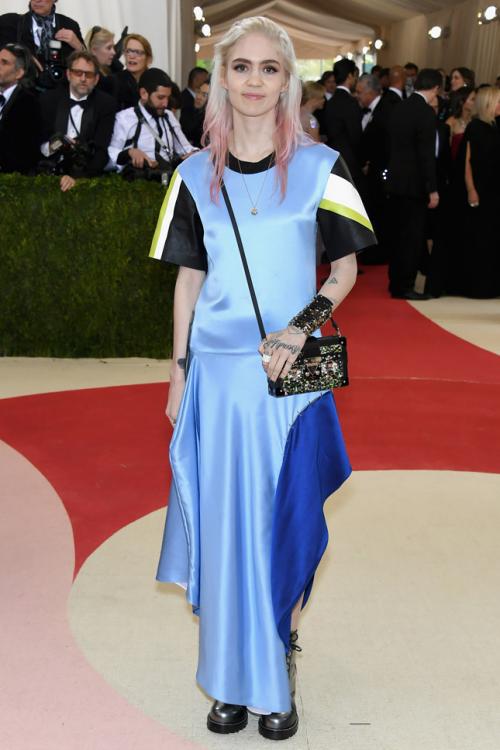 Леди Гага и Мадонна шокировали нарядами бал Института Костюма