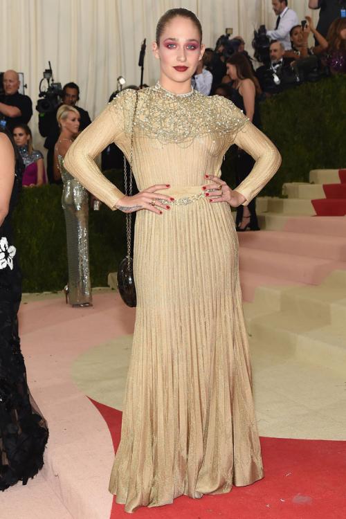 Леди Гага и Мадонна шокировали нарядами бал Института Костюма