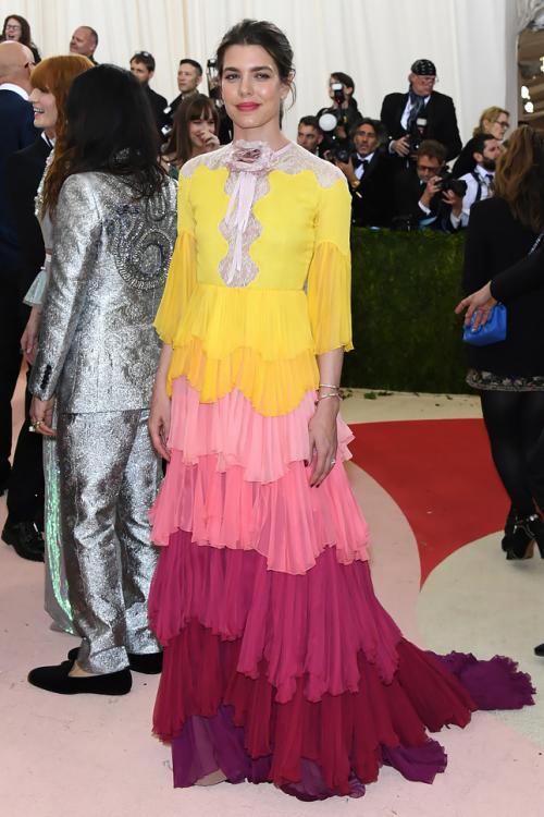 Леди Гага и Мадонна шокировали нарядами бал Института Костюма