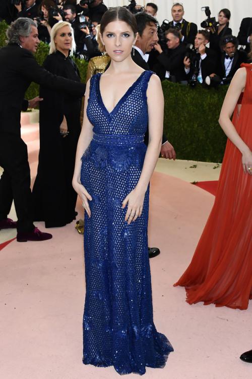 Леди Гага и Мадонна шокировали нарядами бал Института Костюма