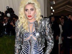 Леди Гага и Мадонна шокировали нарядами бал Института Костюма