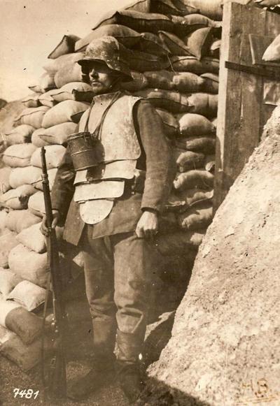 � ���� 1917 ����, �������� ��������� �������� ������������, �������� ������� ������������. �������� ��, �Sappenpanzer� ����� ���������� ���� �������� �� ���������� � 500 ������.