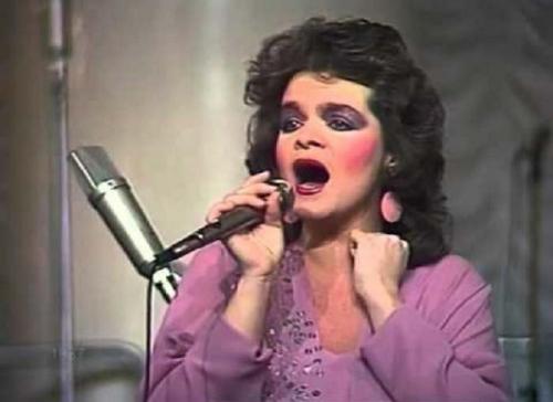 Из провинции в звезды: откуда "понаехали" российские знаменитости