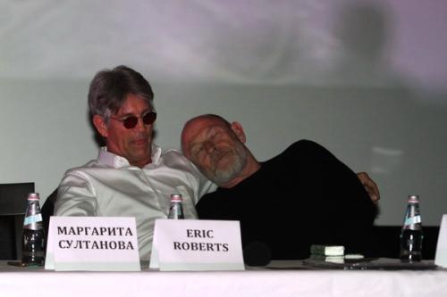 Эрика Робертса очаровали русские девушки