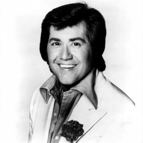 Звезды, ставшие неузнаваемыми после пластических операций