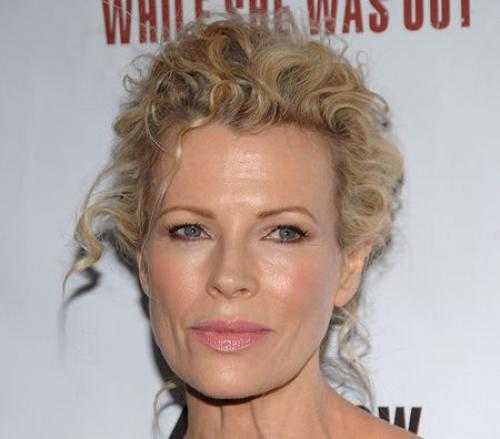 Звезды, ставшие неузнаваемыми после пластических операций