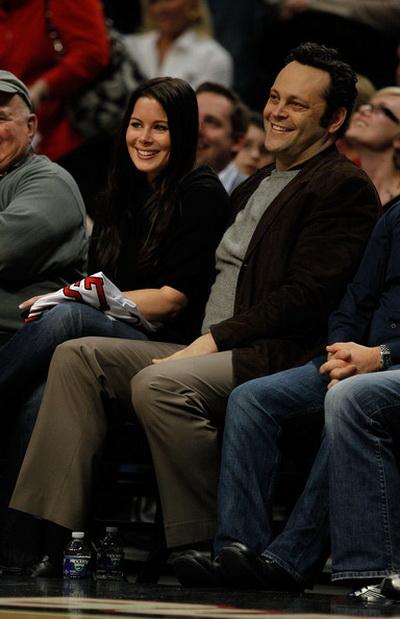 Тайные свадьбы знаменитостей: кто и почему прячется от СМИ