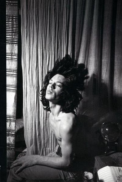 Редкие фотографии всемирно известных звезд. Часть 32