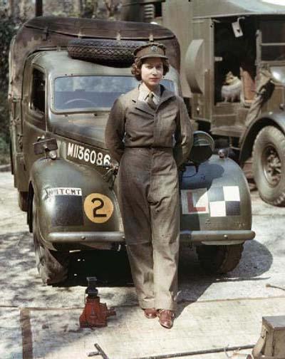 Редкие фотографии всемирно известных звезд. Часть 32