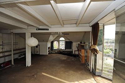 Топ-10 домов рок-звезд, которые можно купить