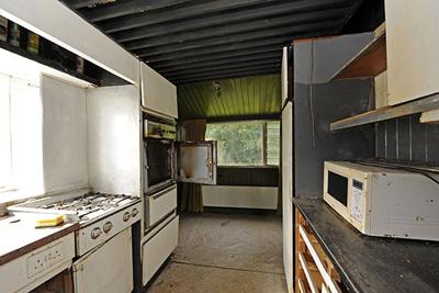 Топ-10 домов рок-звезд, которые можно купить