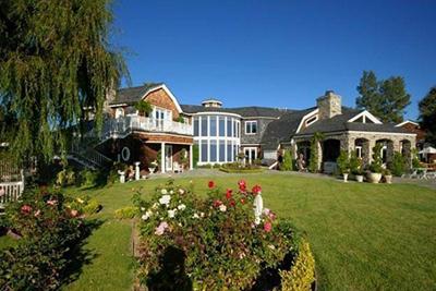 Топ-10 домов рок-звезд, которые можно купить