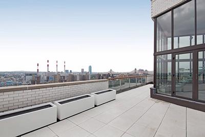 Топ-10 домов рок-звезд, которые можно купить