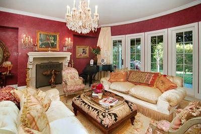 Топ-10 домов рок-звезд, которые можно купить