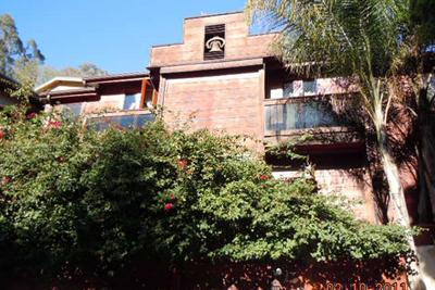 Топ-10 домов рок-звезд, которые можно купить