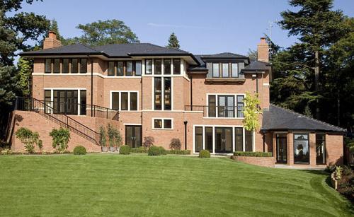 Топ-10 самых дорогих домов звезд футбола