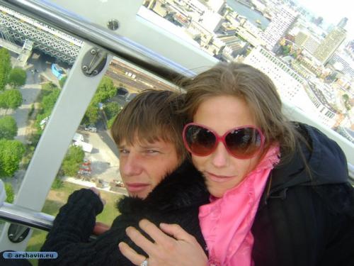 Жена Аршавина своим видом шокировала Англию