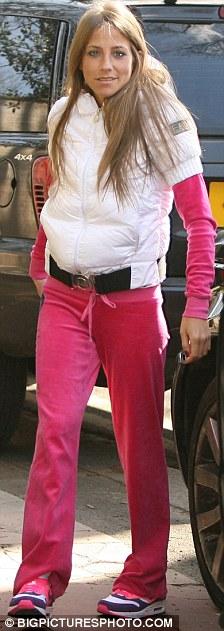 Жена Аршавина своим видом шокировала Англию