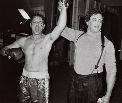 Редкие снимки знаменитостей прошлого и настоящего. Часть 16