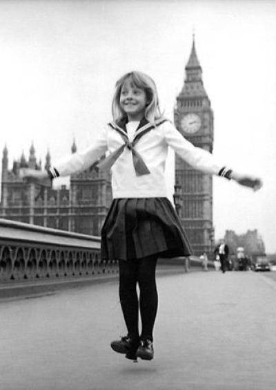 Редкие снимки знаменитостей прошлого и настоящего. Часть 16