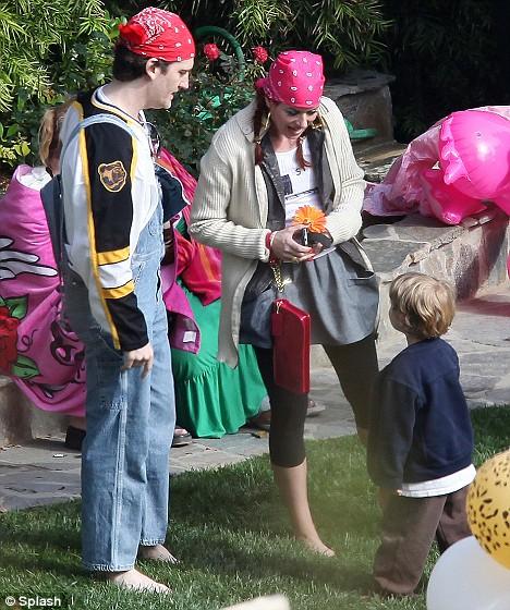 Хайди Клум и Сил сыграли трэшевую свадьбу