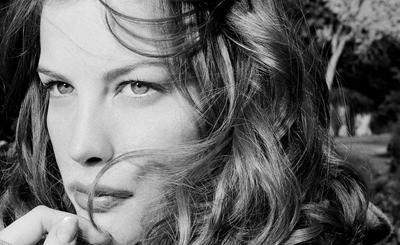 Необычные снимки знаменитостей от Эндрю МакФерсона