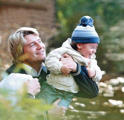 Басков видится с сыном под присмотром охраны