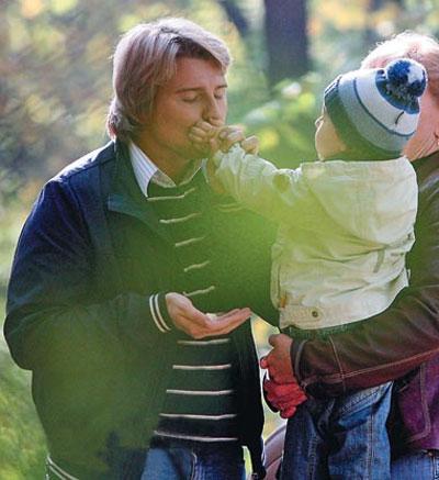 Басков видится с сыном под присмотром охраны