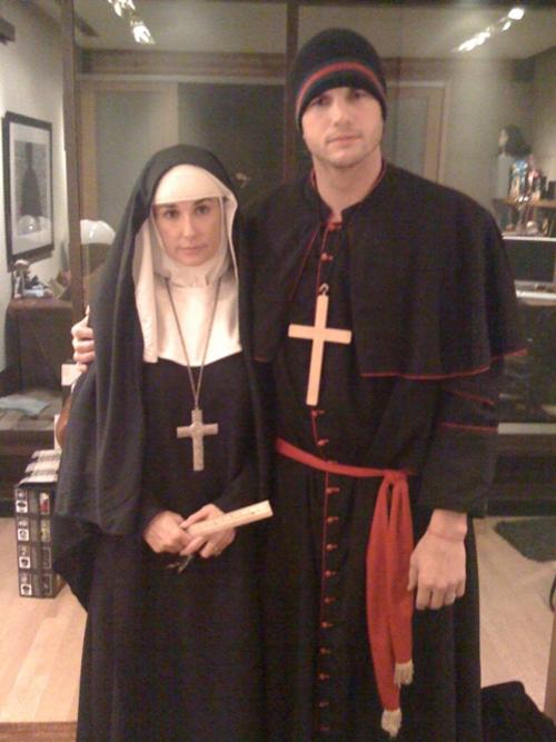 Эштон Катчер выложил попу Деми Мур в интернет