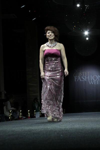 Звезды ТВ вышли на подиум