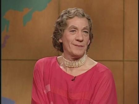 Актеры, перевоплотившиеся для женских ролей