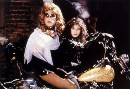 Актеры, перевоплотившиеся для женских ролей